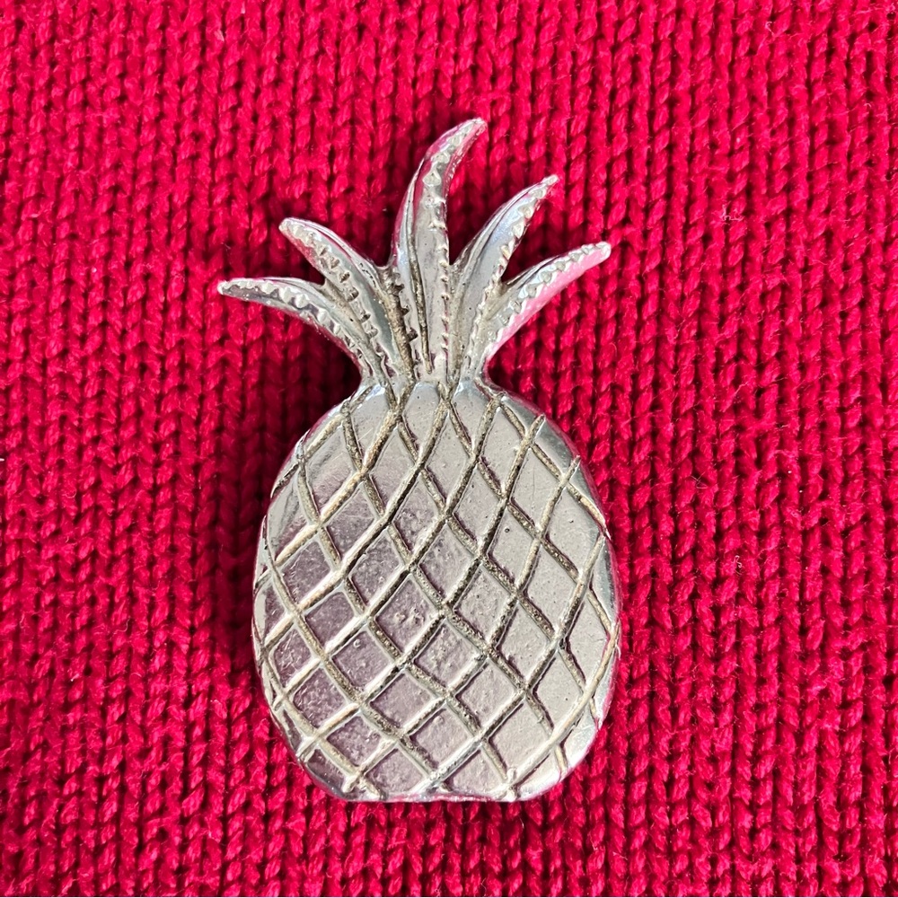 Vintage Pineapple Brooch Pewter